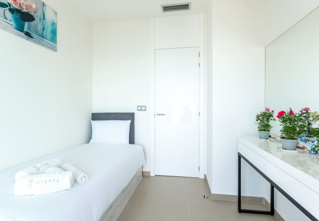 Apartamento en Benidorm - Intempo by Holuxe - 272 - 27th floor Apartamento en Benidorm - Intempo by Holuxe - 272 - 27th floor