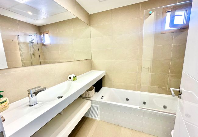 Apartamento en Benidorm - Intempo by Holuxe - 176 - 17th floor Apartamento en Benidorm - Intempo by Holuxe - 176 - 17th floor