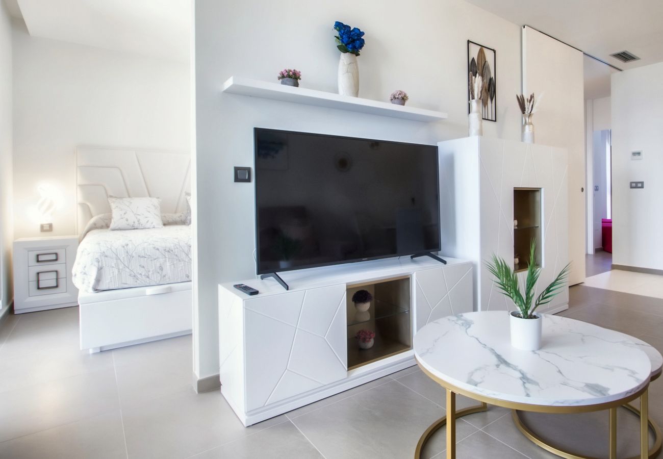 Ferienwohnung in Benidorm - Intempo by Holuxe - 034 - 3rd floor