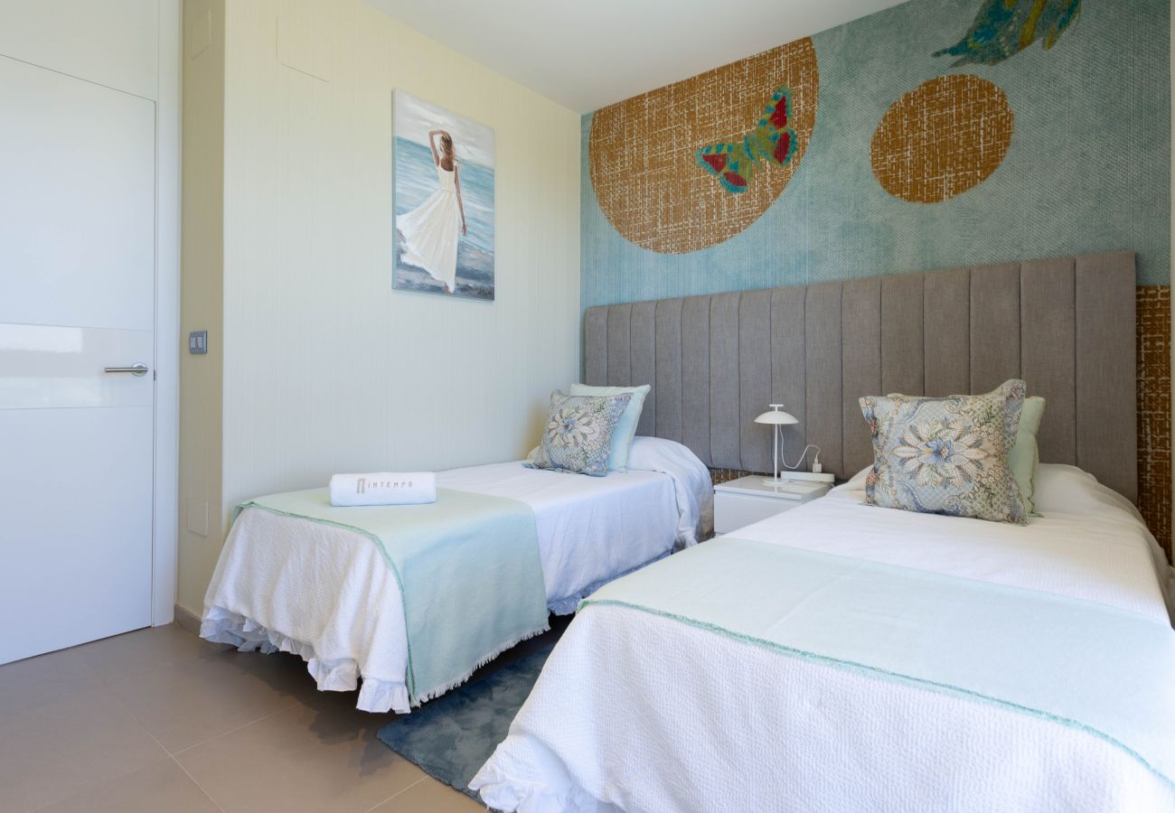 Ferienwohnung in Benidorm - Intempo by Holuxe - 181 - 18th floor
