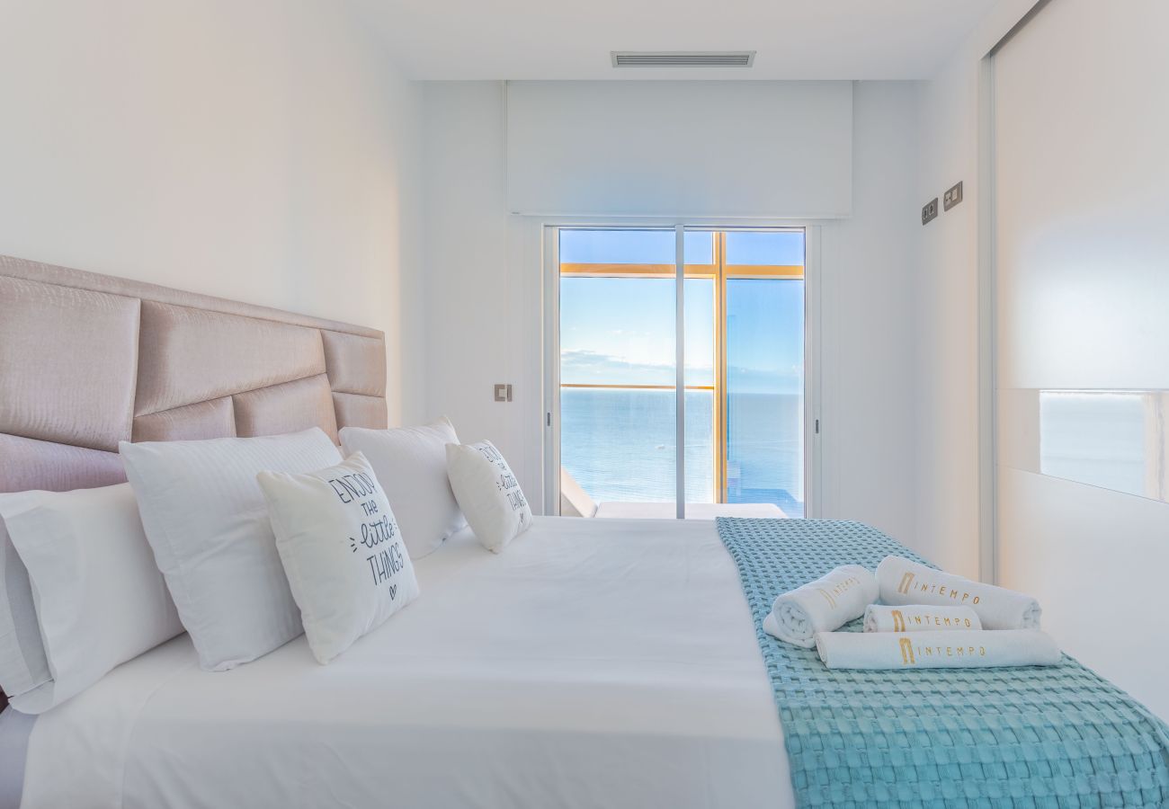 Ferienwohnung in Benidorm - Intempo by Holuxe - 332 - 33th floor