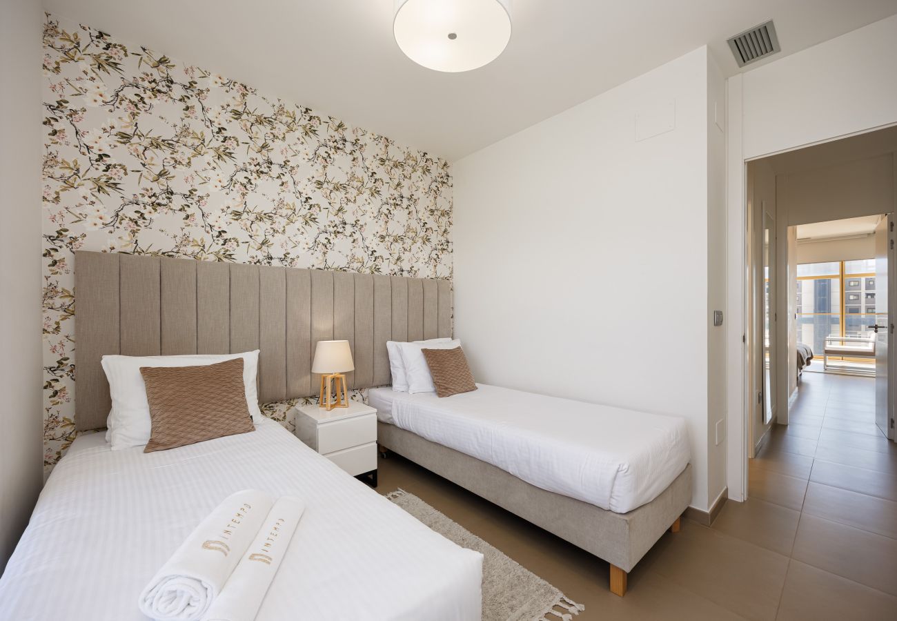 Ferienwohnung in Benidorm - Intempo by Holuxe - 143 - 14th floor