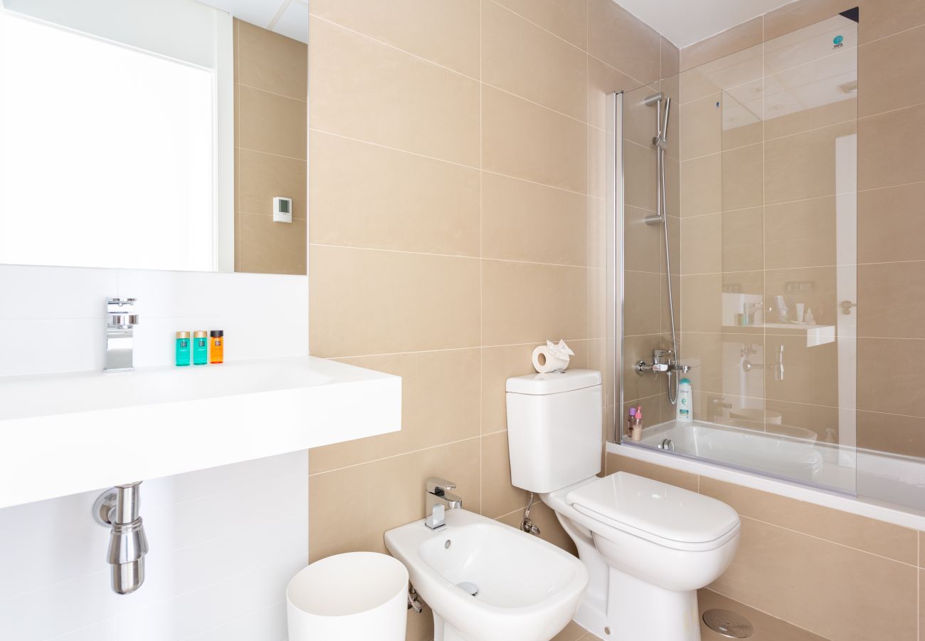 Appartement in Benidorm - Intempo by Holuxe - 272 - 27th floor