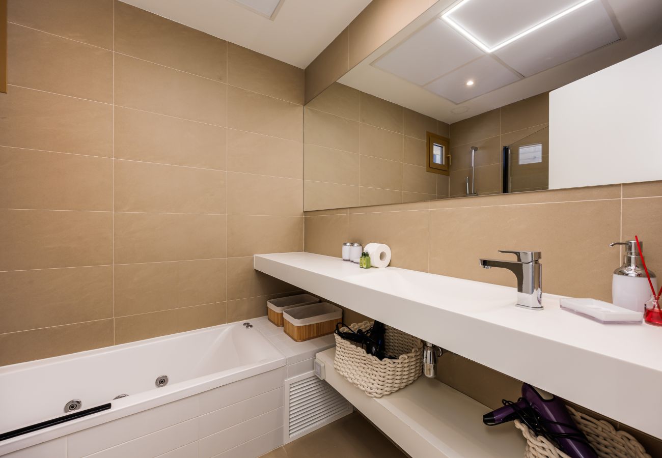 Appartement in Benidorm - Intempo by Holuxe - 074 - 7th floor