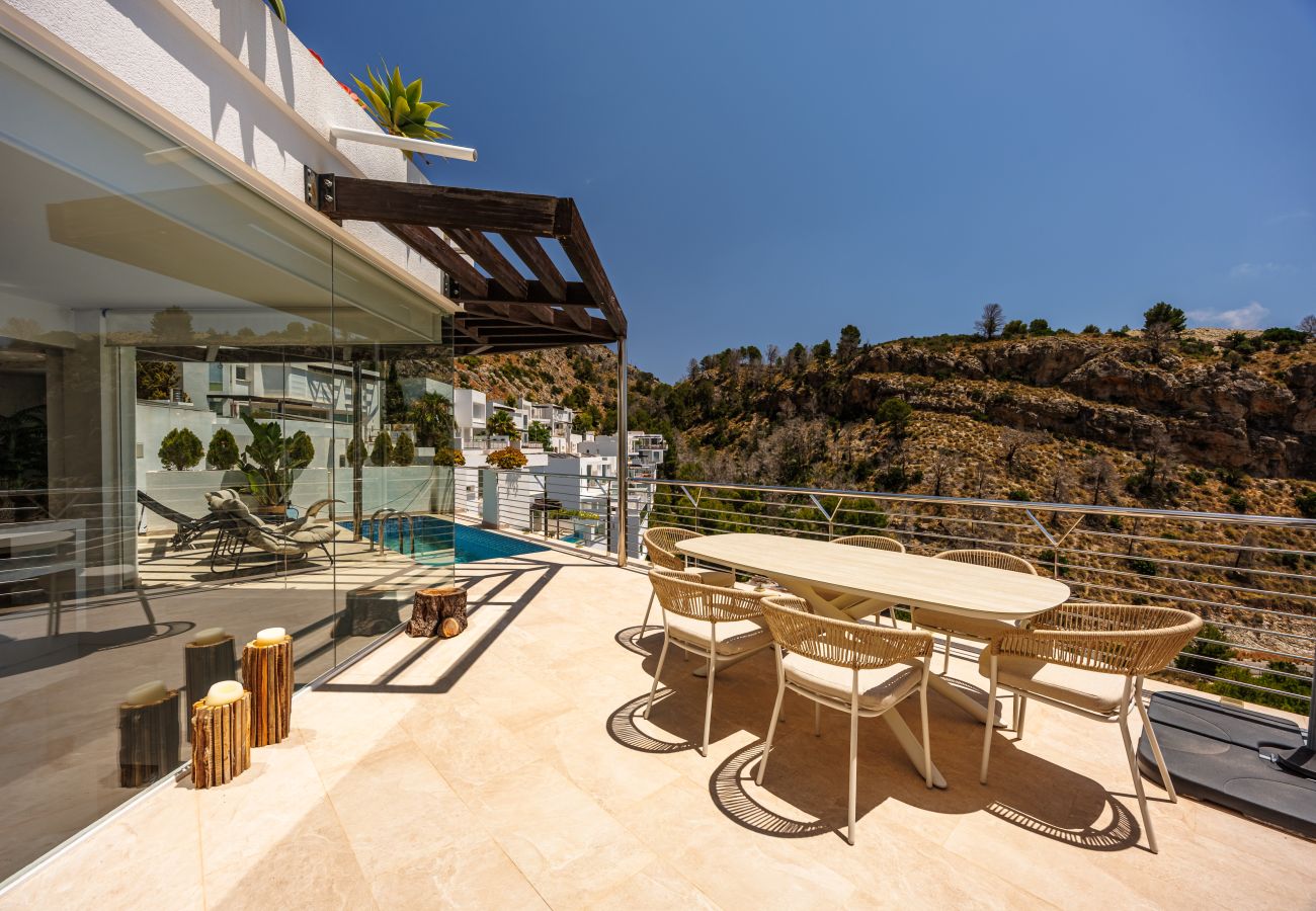 Townhouse w Altea - AlteArt 18 by Holuxe