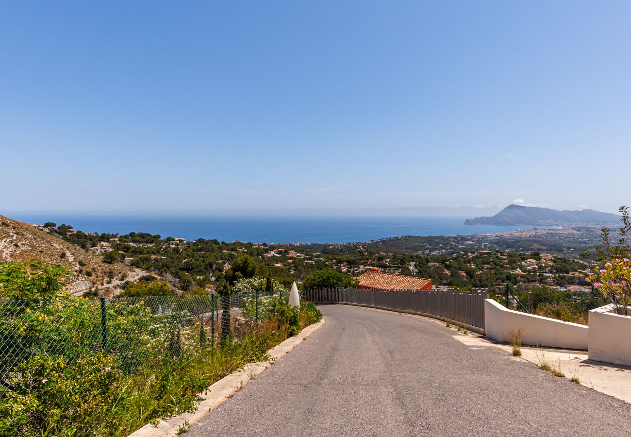 Townhouse w Altea - AlteArt 18 by Holuxe