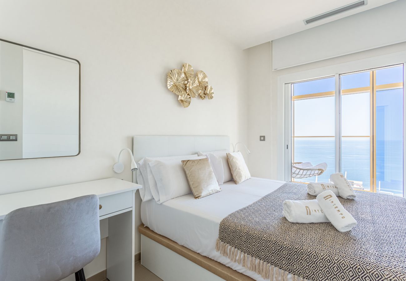 Апартаменты на Бенидорм / Benidorm - Intempo by Holuxe - 252 - 25th floor