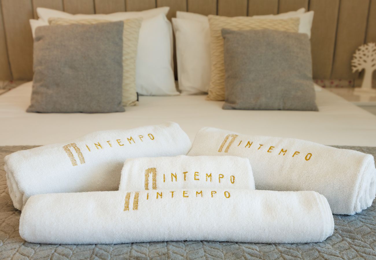 Апартаменты на Бенидорм / Benidorm - Intempo by Holuxe - 143 - 14th floor